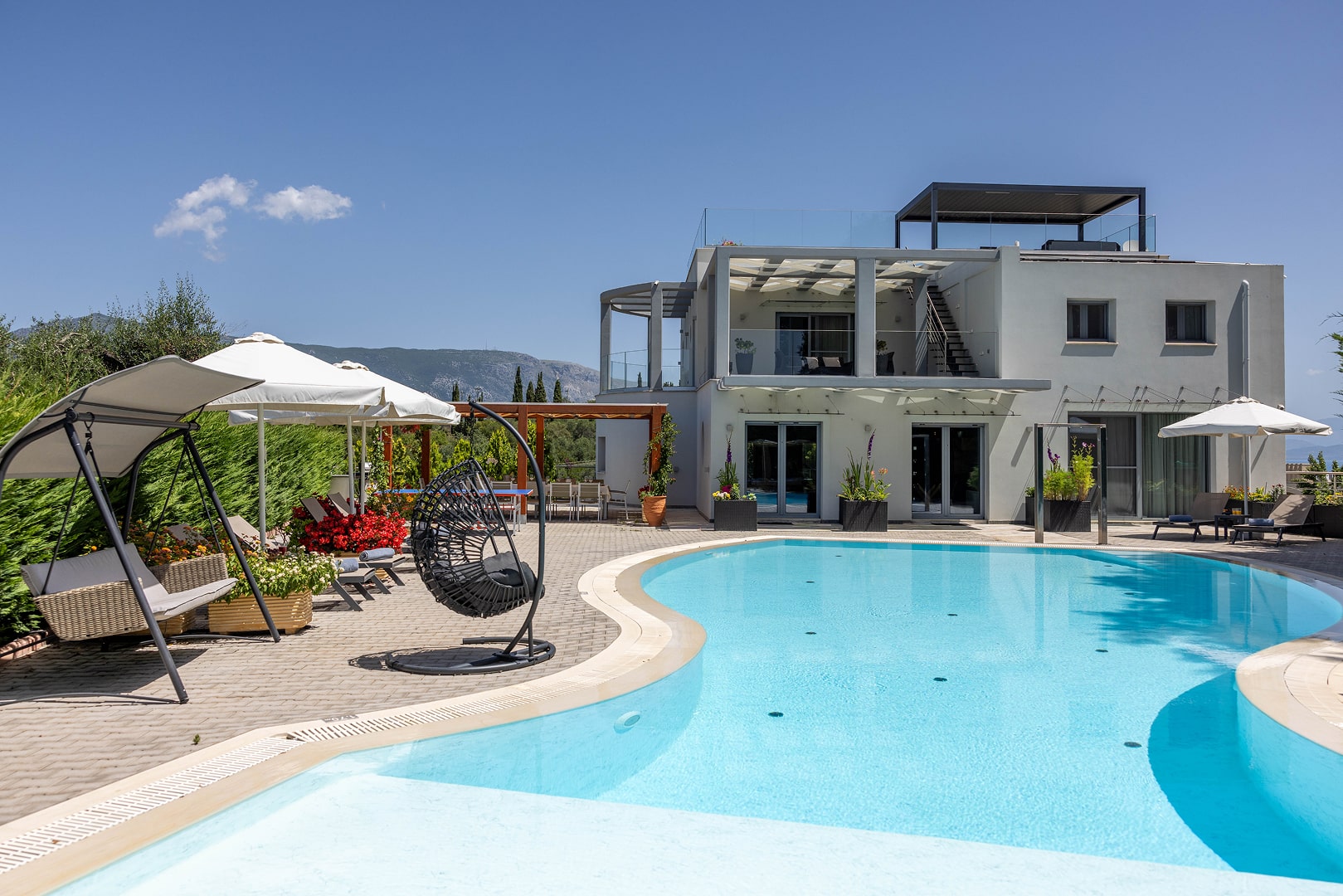 Room-Image-Sapphire Dream